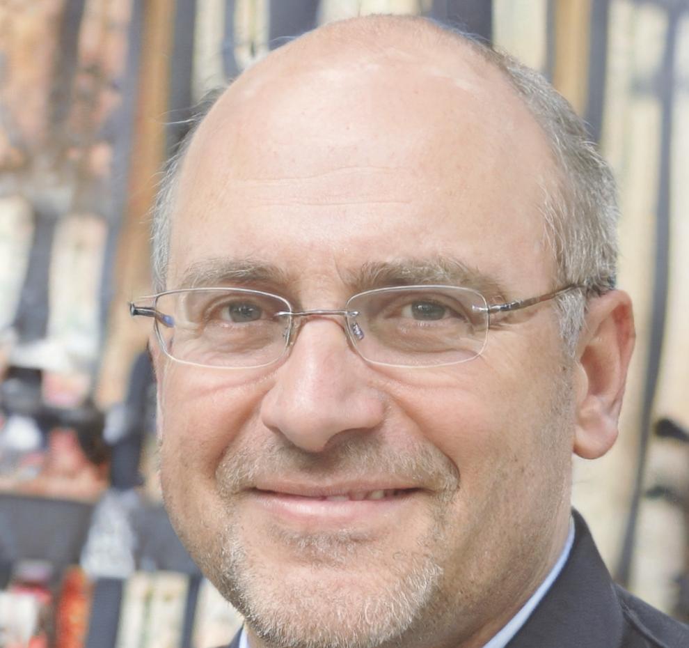 Porträt von Florian Weissmann